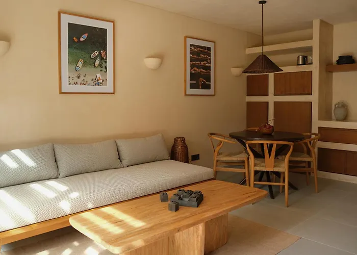 Manuka Biru 1 Bedroom Shack Short Walk To Bingin Cliff Ferienhaus *